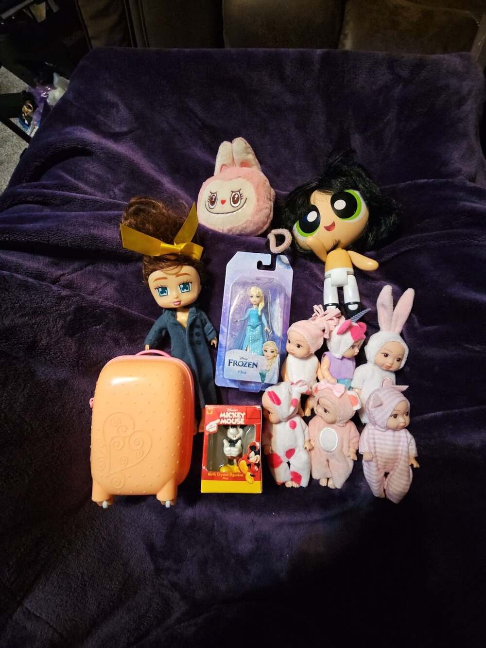 Disney Frozen Elsa Small Doll in Packaging with Accessories